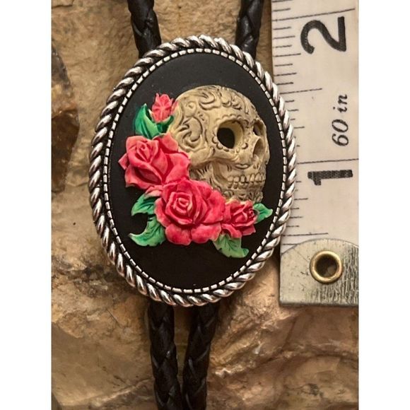 Rose Skeleton Steampunk Skull Cameo Pendant Lariat Bolo Tie Gothic Men’s Women - Picture 3 of 5